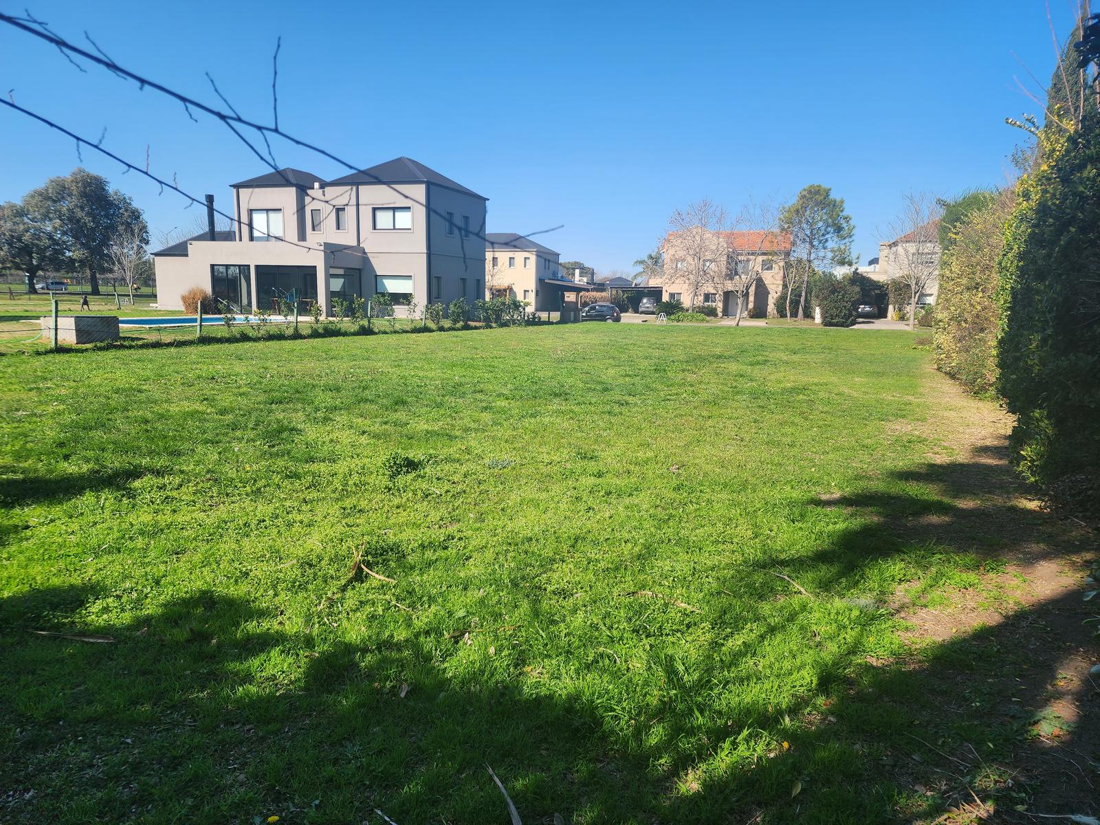 Terreno en Venta en Los Jazmines, Pilar del Este | 932 m² | Escritura | Apto Crédito | Permuta - Principal