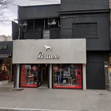Destacable Venta en Block para uso comercial, oficinas, consultorios y viviendas, Lomas de Zamora