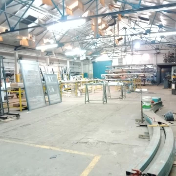 Venta Galpón Depósito 1000m2 cub con Oficina y frente 2 calles - Villa Insuperable - La Tablada