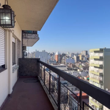 Departamento en  Venta 3 Amb Balcon - BALVANERA
