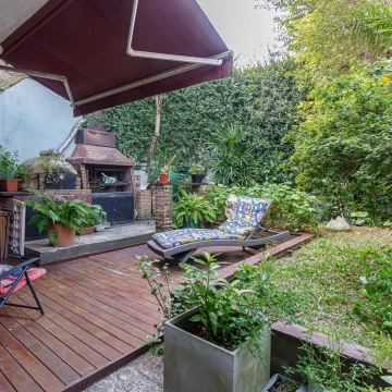 VENTA PH 4 AMBIENTES JARDIN Y PARRILLA EN PARQUE AVELLANEDA