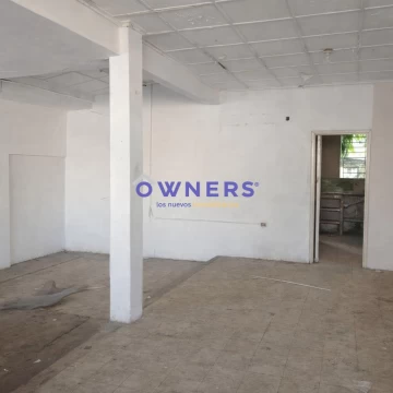 VENTA CASA  CDLA. BOLIVARIANA (EM)