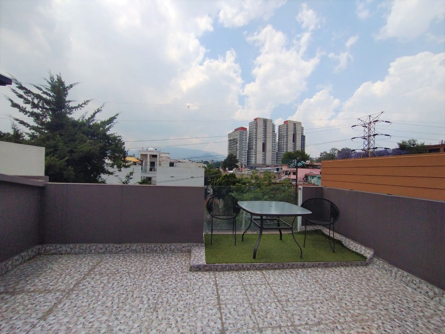 roof2.jpg