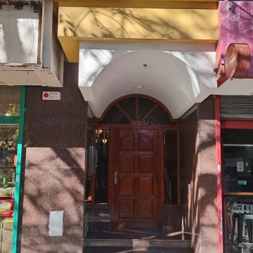 ramos mejia norte, dos ambientes al frente con balcon