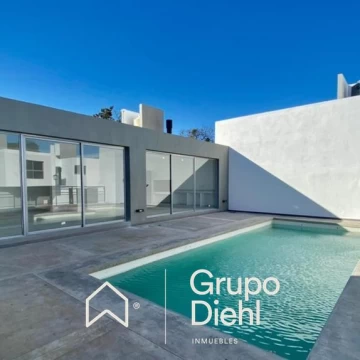 Dúplex luminoso de 167 m² cubiertos EN VENTA, en Housing La Cuesta Plaza, Zona Norte