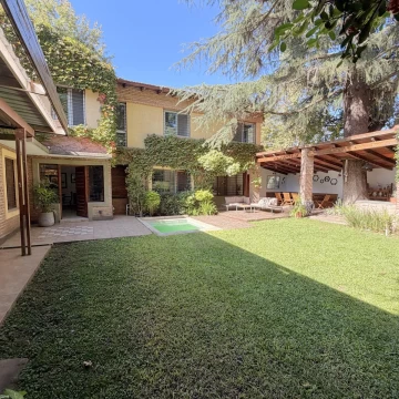 Casa en Venta Rosario, Alberdi.