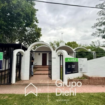A metros del nuevo polo comercial de Villa Warcalde, sobre Av. Manuel de Falla.
