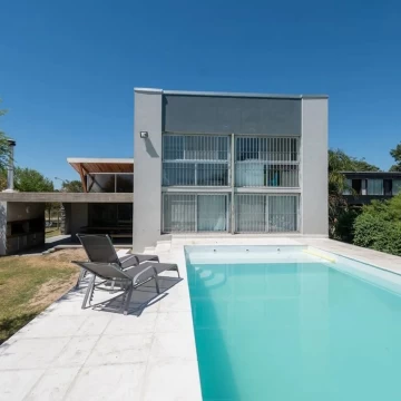 Casa en venta en Colastine 5 Dormitorios