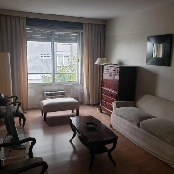 Departamento en alquiler en Recoleta. Living comedor 1 suite Baño Amoblado