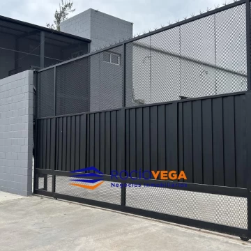 Galpón en venta a metros de acceso oeste,Francisco Álvarez, Moreno