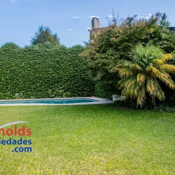 ACASSUSO LIBERTADOR AL RIO CASA RACIONALISTA