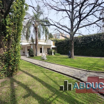 VENTA CASA 5 AMBIENTES SAN MARTIN 