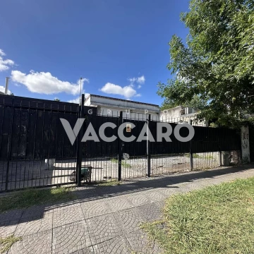 VENTA CASA 4 AMBIENTES ITUZAINGO ZONA OESTE