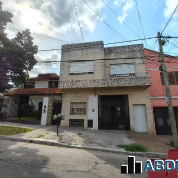 Casa en venta Villa Ballester 2 ambientes