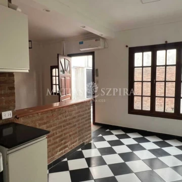 VENTA DUPLEX  4 AMBIENTES CON COCHERA 4 AMBIENTES  CONDOMINIO EN MERLO