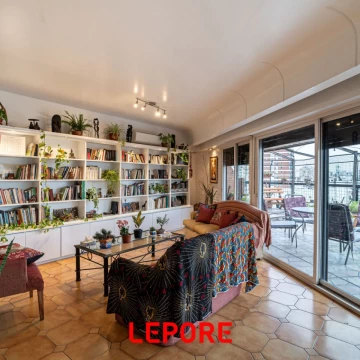DÚPLEX CON TERRAZA Y COCHERA EN VENTA - CABALLITO 