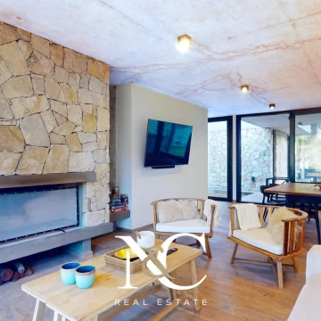 Casa en venta en Costa Esmeralda hormigón fondo libre