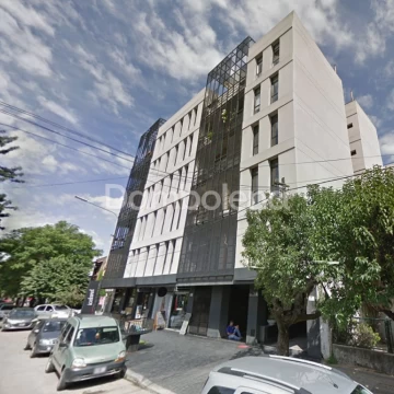 Departamento Venta en Int. Bossi 100