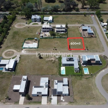 Terreno Venta en Country Solar de Álvarez - Moreno
