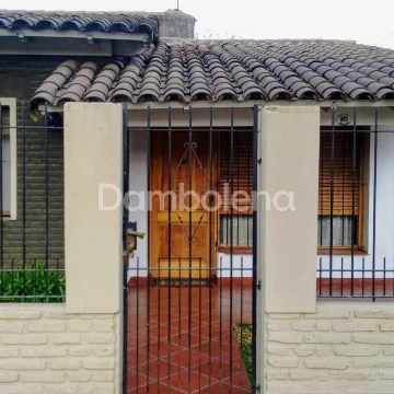 Casa Venta en Azara 900