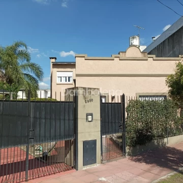 Casa Venta en Bécquer 2800