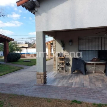 Casa Venta en Intendente Dastugue 4100