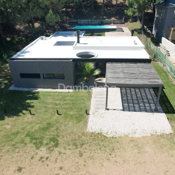 Casa Venta en Residencial 1 - Costa Esmeralda