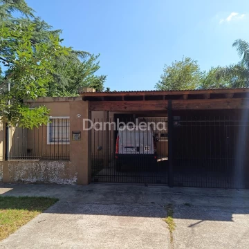 Casa Venta en Larrea 2200