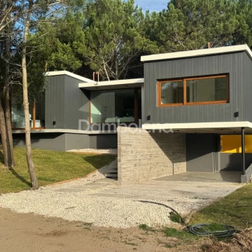 Casa Venta en Residencial 1 - Costa Esmeralda