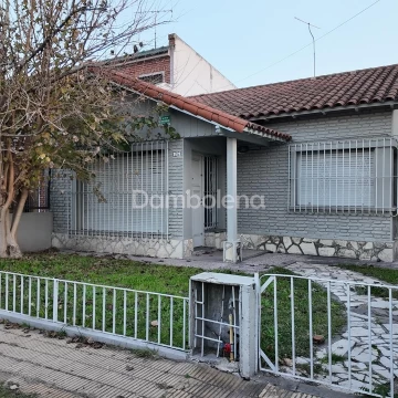 Casa Venta en Claudio María Joly 1200