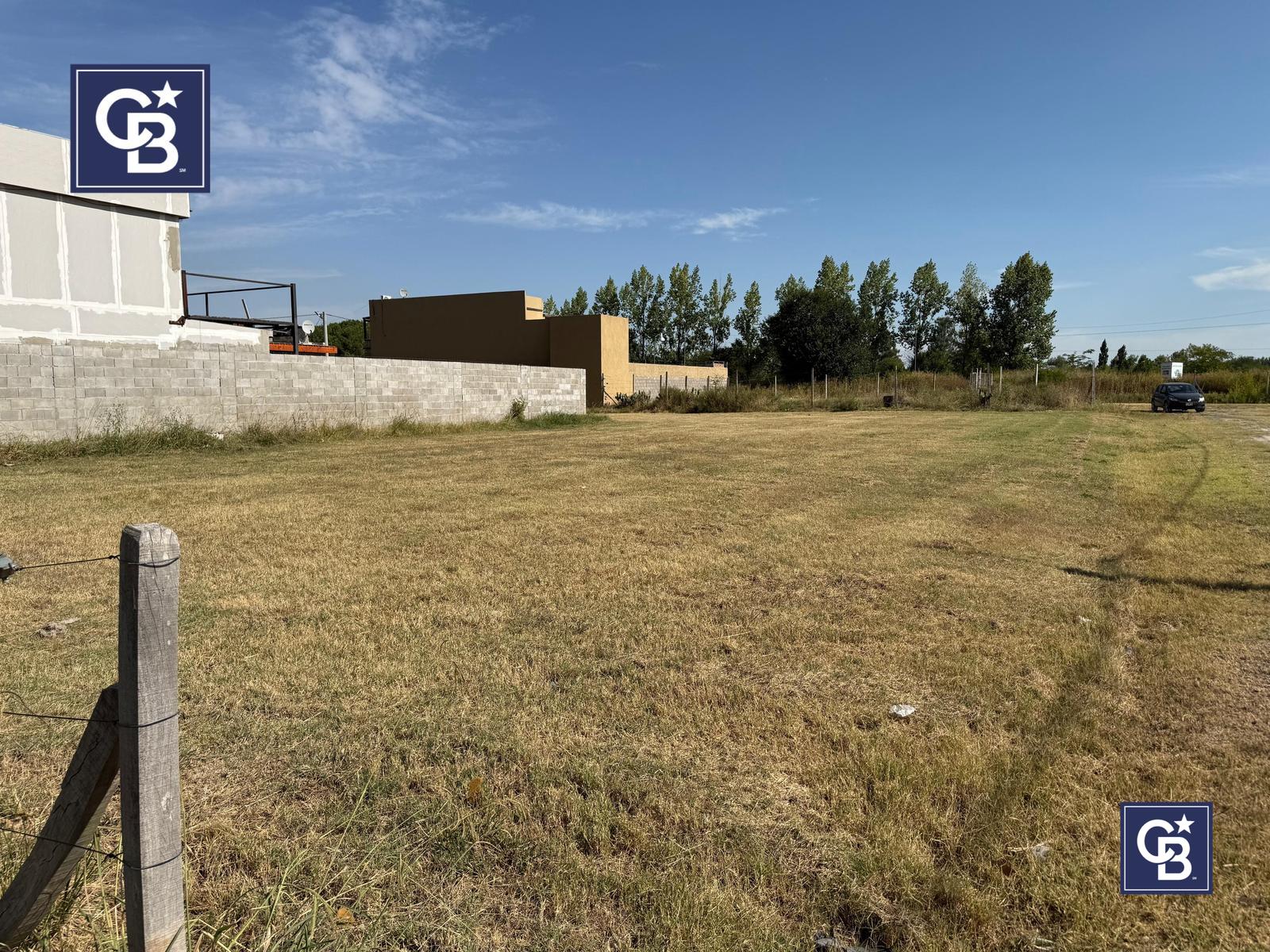 Venta de Lote interno en esquina con financiación en Barrio El Cruce Pilar - 2