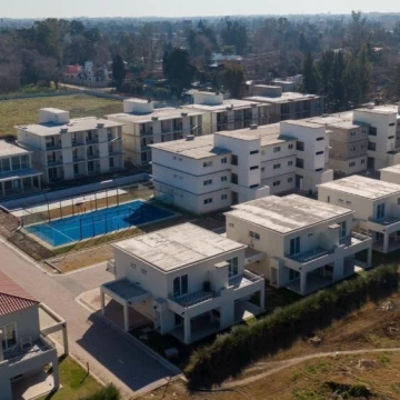 Departamento Venta en CHIC VILLAGE PILAR 100