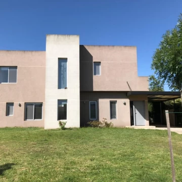 Casa Venta en Aristobulo del Valle 5100