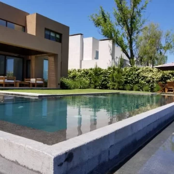 Casa Venta en marcos paz al 100 100