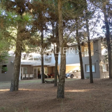 Casa Alq. Temporario en Costa Esmeralda Residencial 1 100