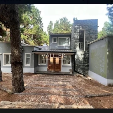 Casa Alq. Temporario en Costa Esmeralda Senderos 2