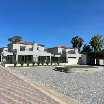 Casa Venta en CHIC VILLAGE 100