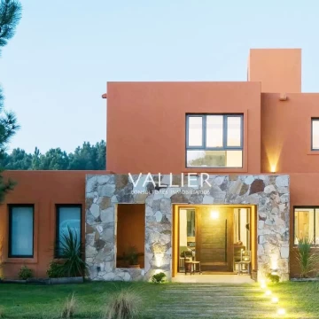 Casa Alq. Temporario en Costa Esmeralda Residencial 1