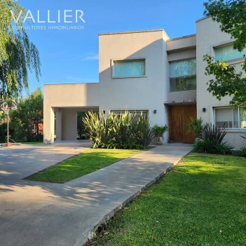 Casa Alquiler en Springdale Pte Peron 2500