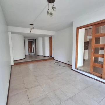Departamento en alquiler de dos dormitorios en San lorenzo al 900
