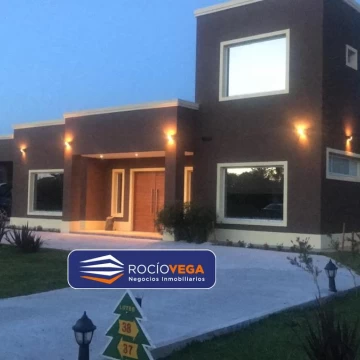 Casa en venta en Haras del Sol, Pilar 100