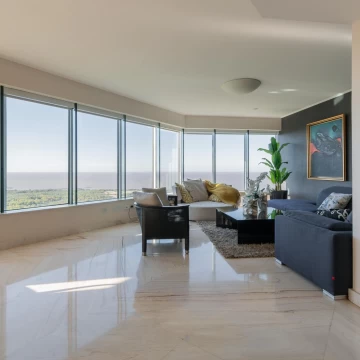 RENOIR II | Exclusivo Semipiso con Vista Panorámica al Río y a la ciudad | 260 m² totales