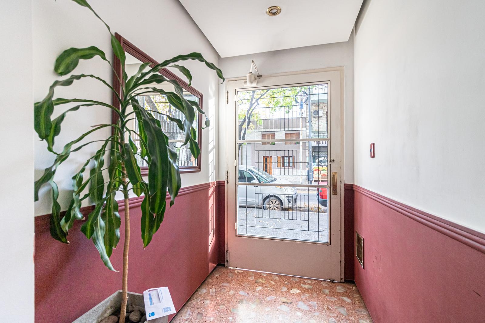 Departamento de 2 dormitorios en Villa Pueyrredón, foto 3