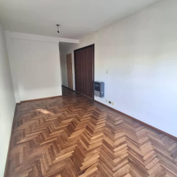 Departamento de 1 dormitorio en alquiler con balcón al frente  Italia 1200 Rosario