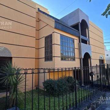 Gran unidad en VENTA - 487m2