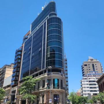 VENTA Yrigoyen OFICINA Planta Libre CATEGORÍA 2 cocheras OPCIONALES