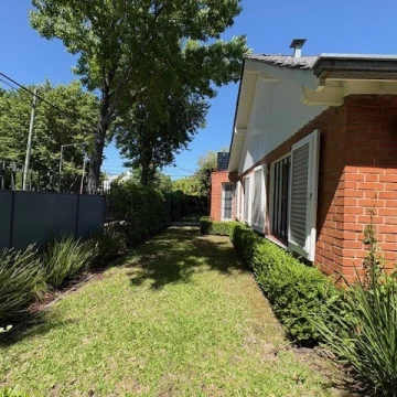 Casa Venta en Urquiza 1100