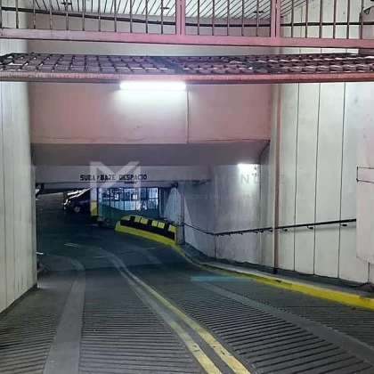 Cochera Venta en Cochera / Garaje  Av. Las Heras 2100