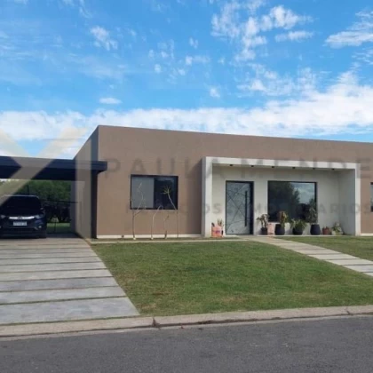 Casa Venta en Old Man 704, El Molino Norte, Loma Verde 700