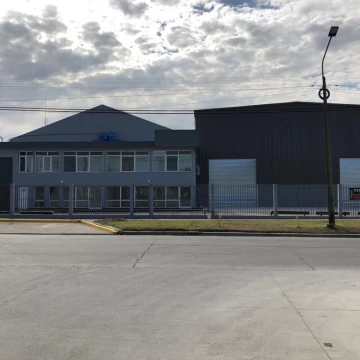 Alquiler Nave Industrial/Galpon con oficina a estrenar dentro de Polo Industrial en Burzaco